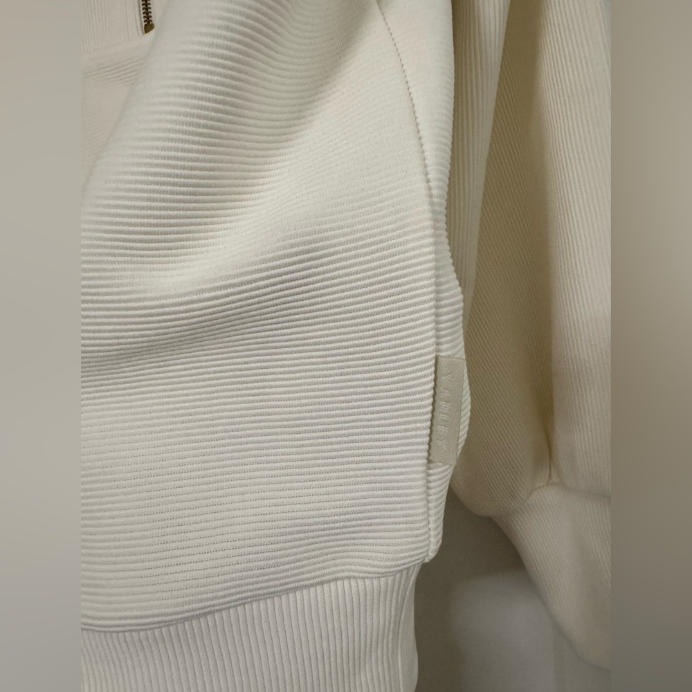 VARLEY Vine Half Zip Pullover NWOT - Picture 7 of 8